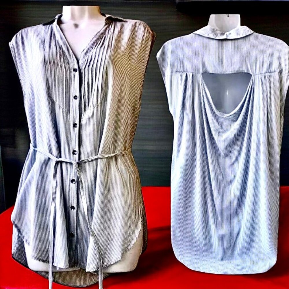 Anthropologie Maeve Striped Sleeveless Blouse Blue White Pintuck Back Cutout